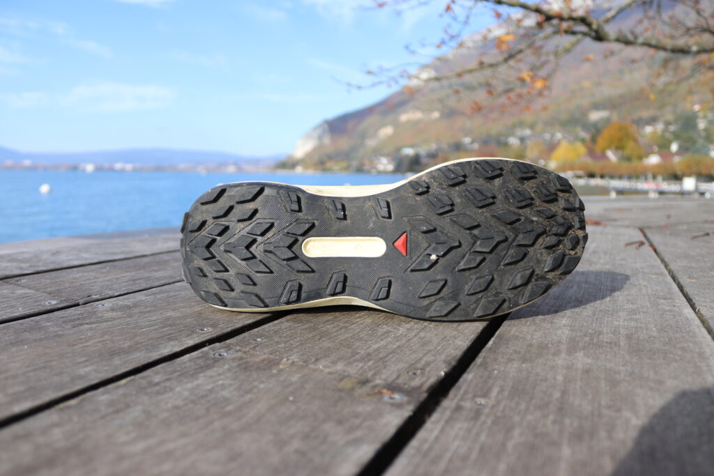 Picture of the outsole of Salomon Genesis Matryx at annecy lake