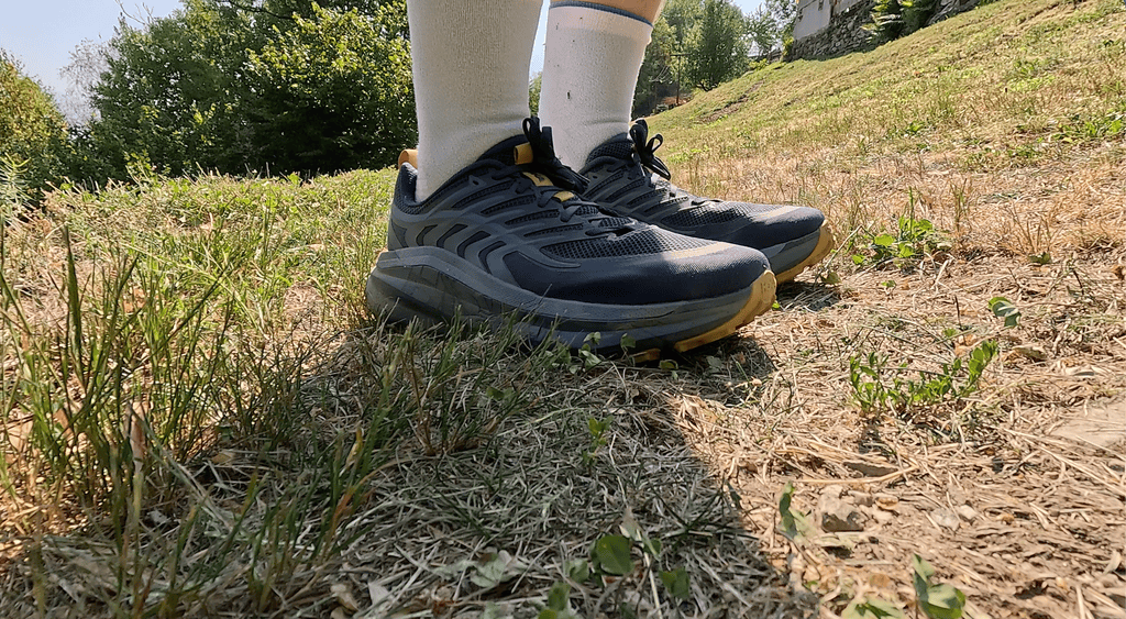 Hoka Stinson 8 side photo
